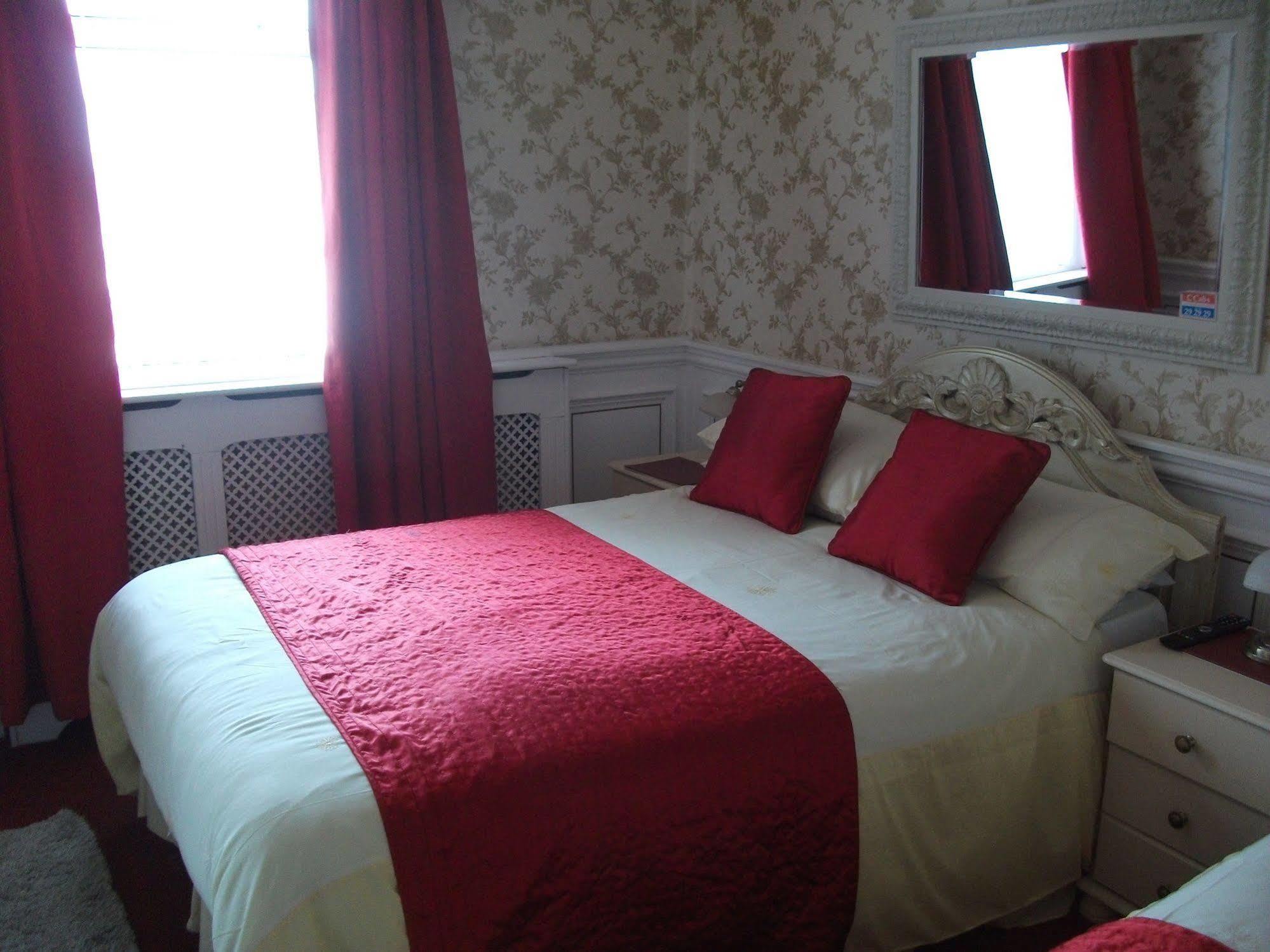 The Brema Hotel Blackpool Bagian luar foto